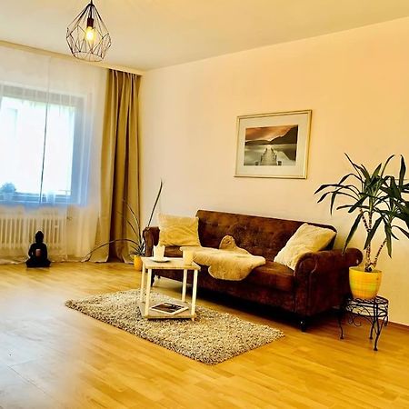 Schoene, Gut Ausgestattete Wohnung Fuer 1 Bis 4 Personen - Zentral Gelegen Bad Ems Exterior photo